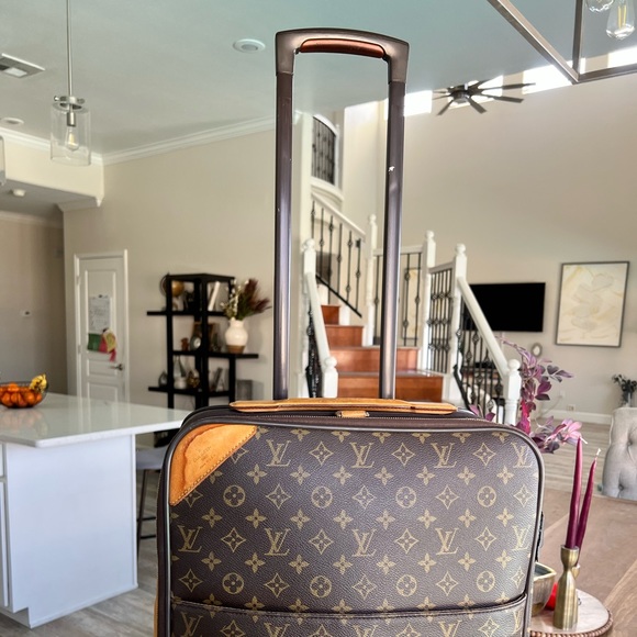 SOLD- Louis Vuitton Pegase 55 rolling luggage suitcase - Picture 15 of 16